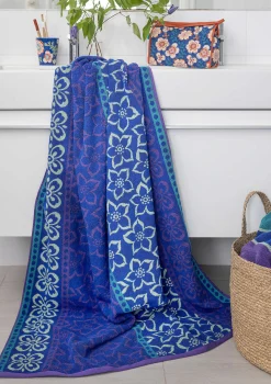 Sale Gudrun Sjödén Badetuch Stars Aus Bio-Baumwolle brillantblau