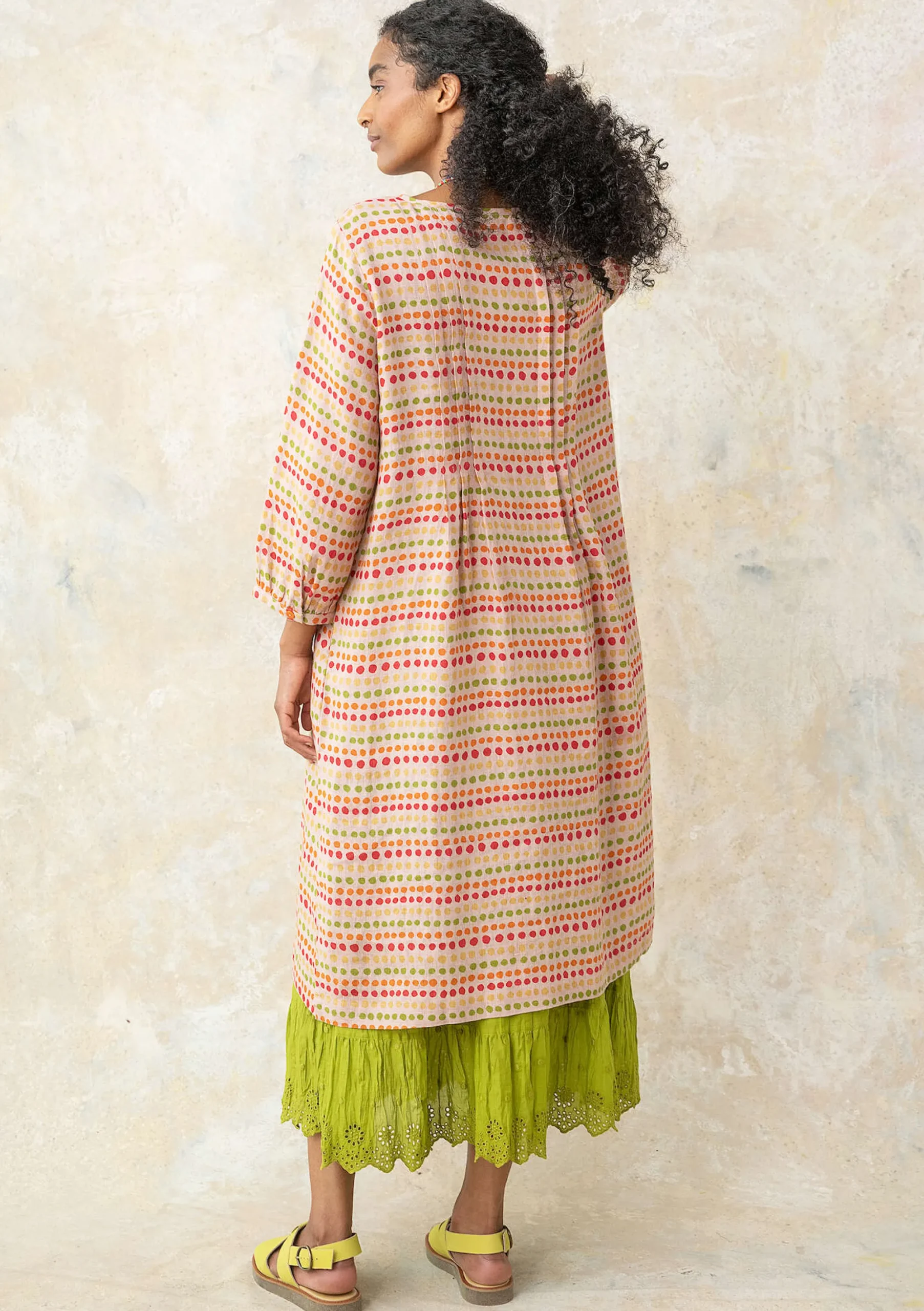 Sale Gudrun Sjödén Kleid Lillian Aus Leinengewebe rosa sand-gemustert
