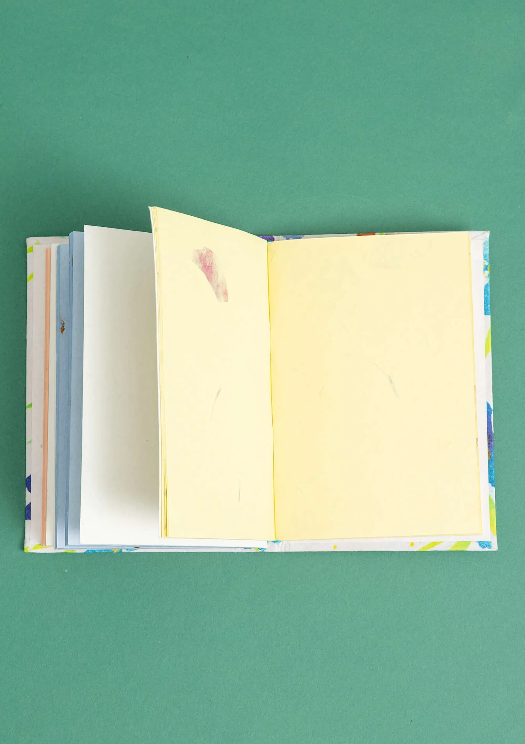 Clearance Gudrun Sjödén Notizbuch Brush Aus Papier Mit Stoffbezogenem Einband weiß