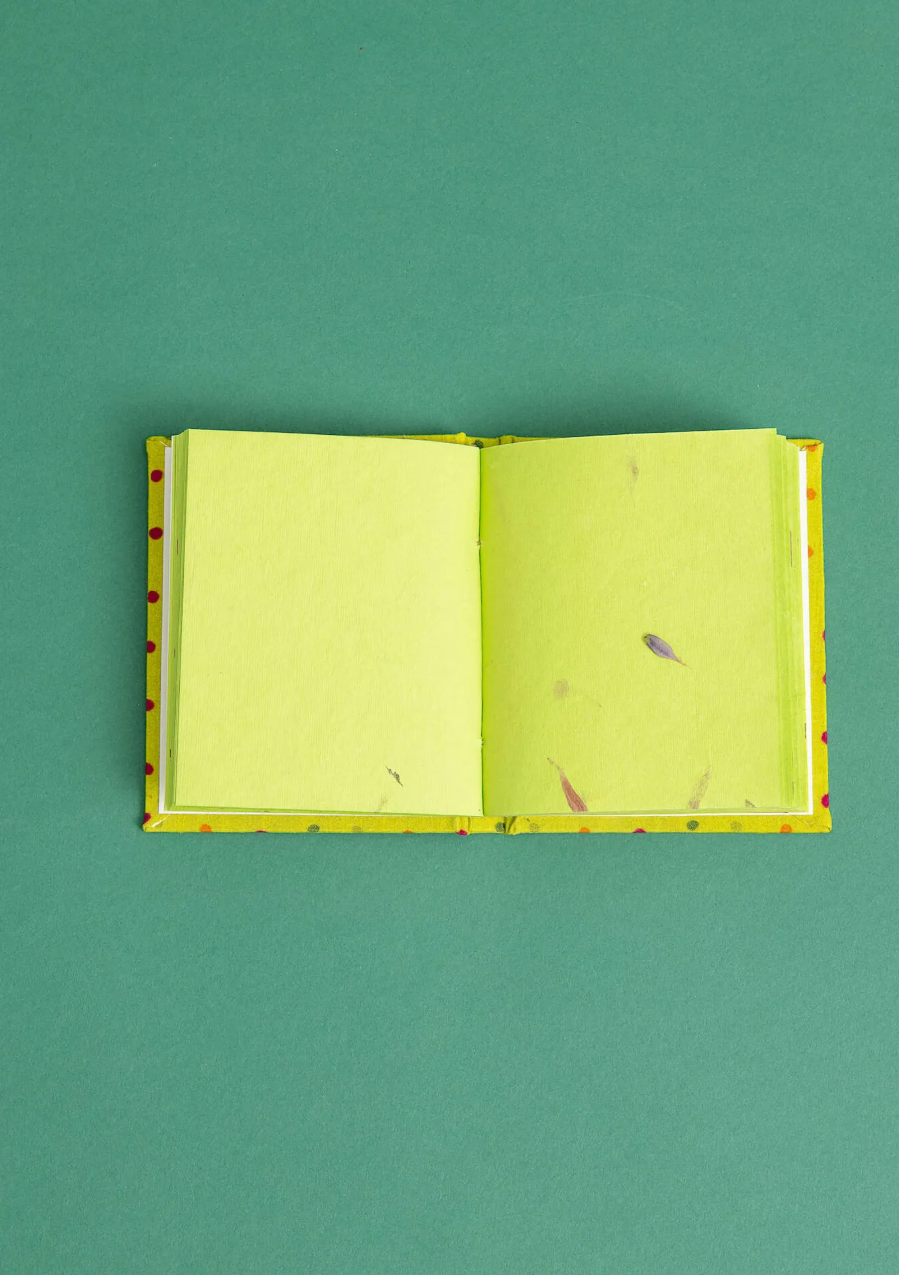 Hot Gudrun Sjödén Notizbuch Kavya Aus Papier Mit Stoffbezogenem Einband waldgrün