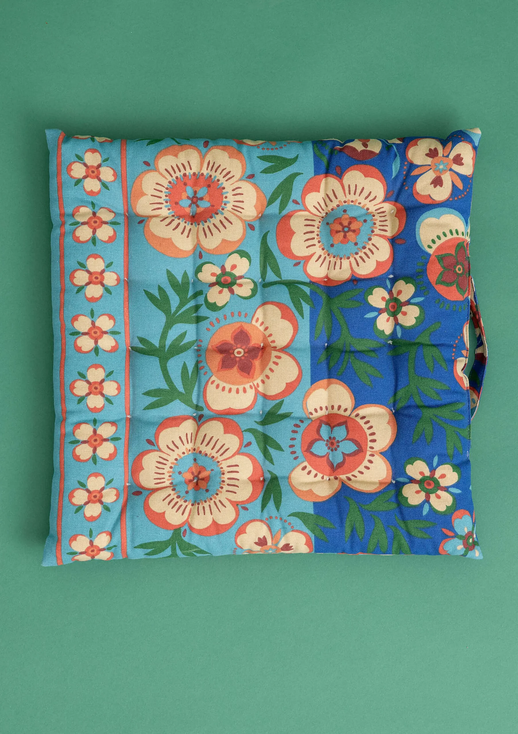 Discount Gudrun Sjödén Stuhlkissen Desert Bloom Aus Bio-Baumwolle porzellanblau